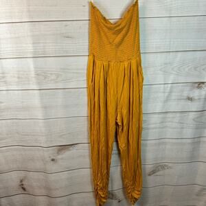 Heart & Hips Yellow Smocked Strapless Jumpsuit Size Large